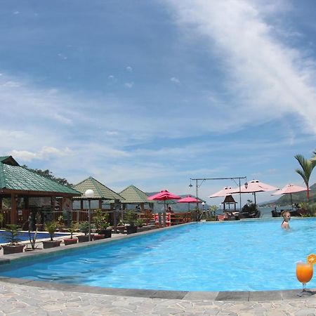 טוק טוק Toba Village Inn מראה חיצוני תמונה