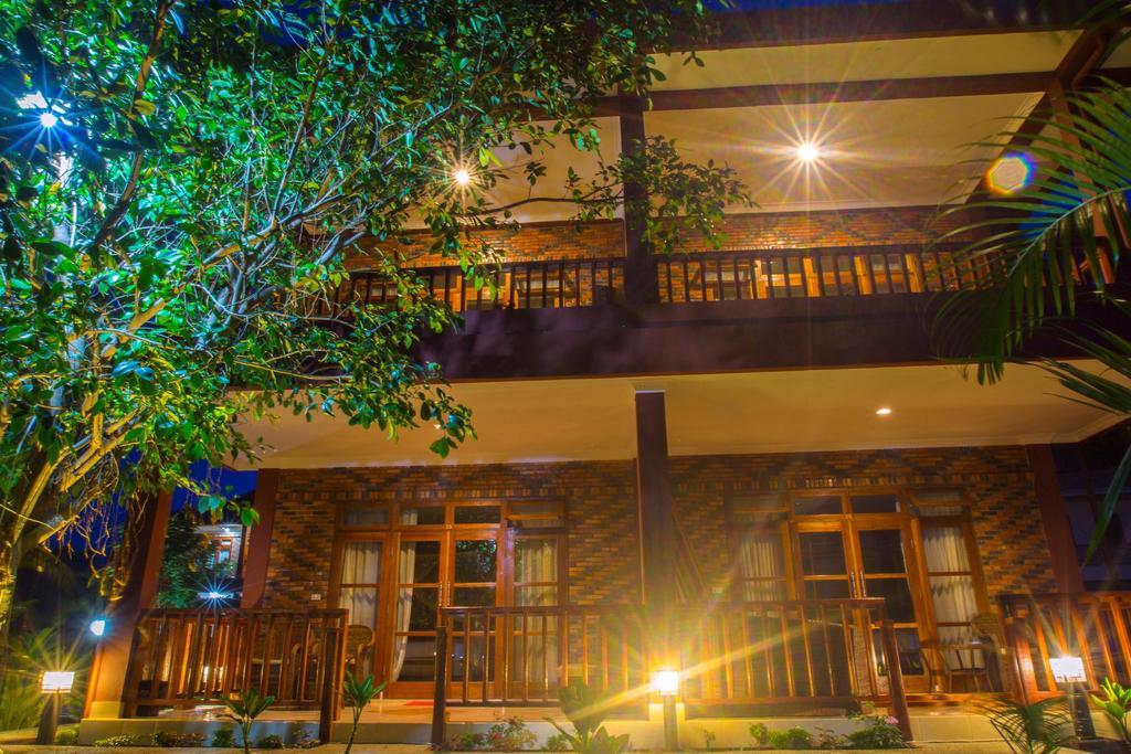 טוק טוק Toba Village Inn חדר תמונה