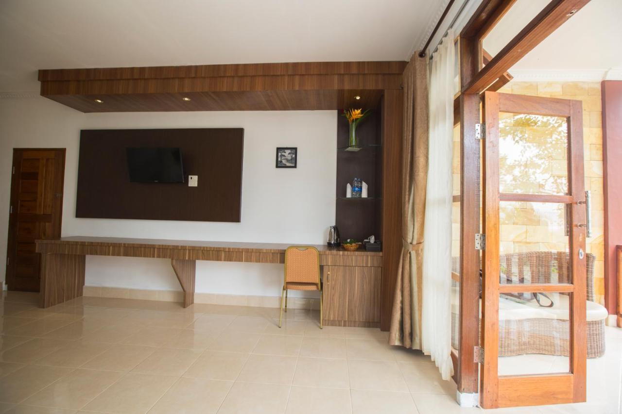 טוק טוק Toba Village Inn מראה חיצוני תמונה
