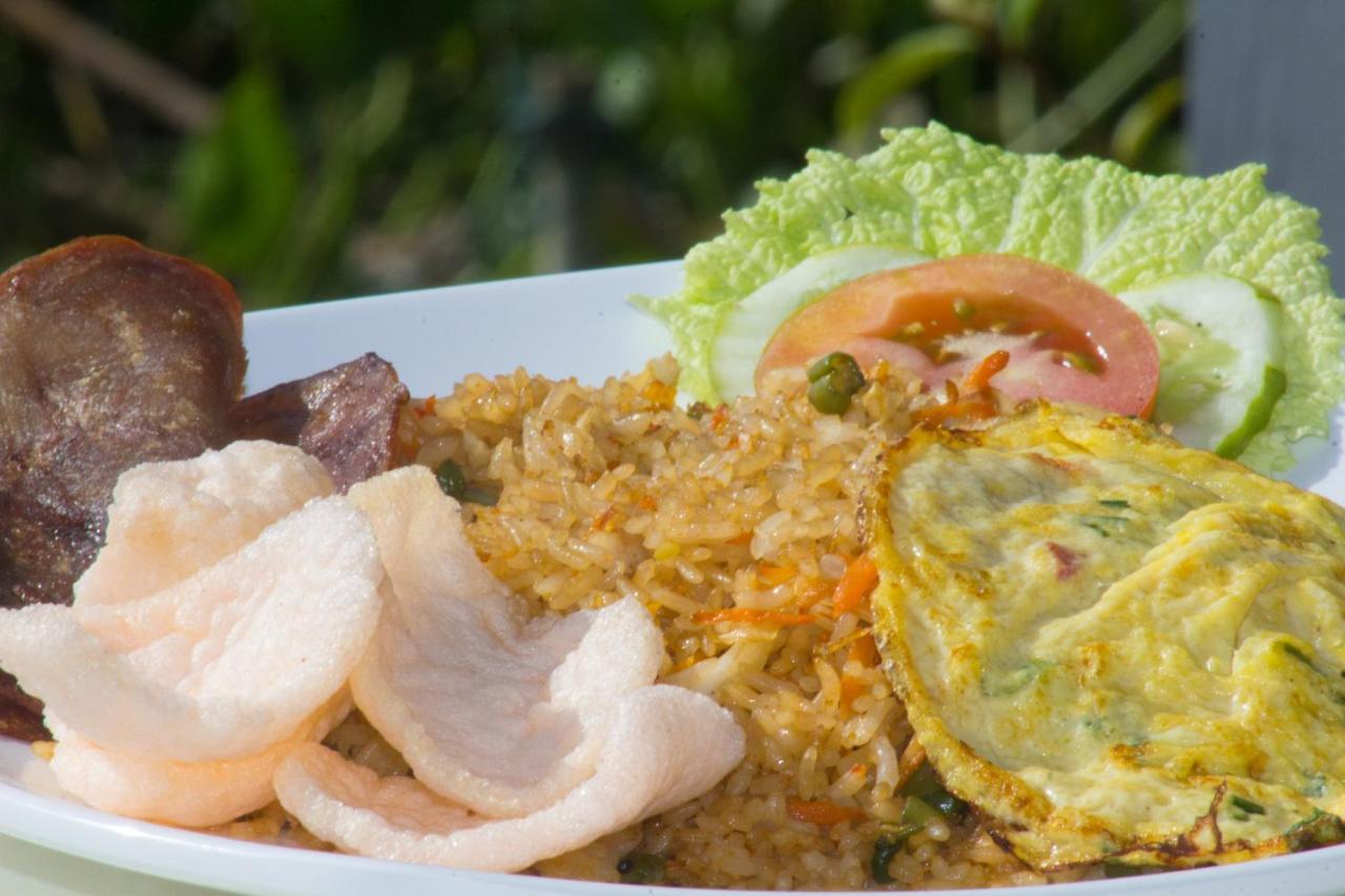 טוק טוק Toba Village Inn מראה חיצוני תמונה